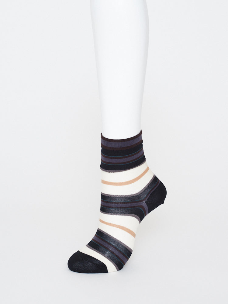 RANDOM LINE SOCKS