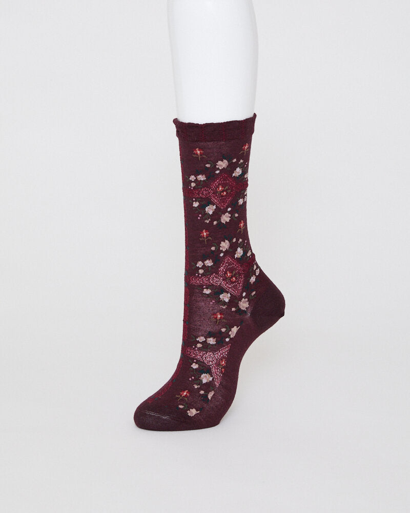 ROSE WALL SOCKS