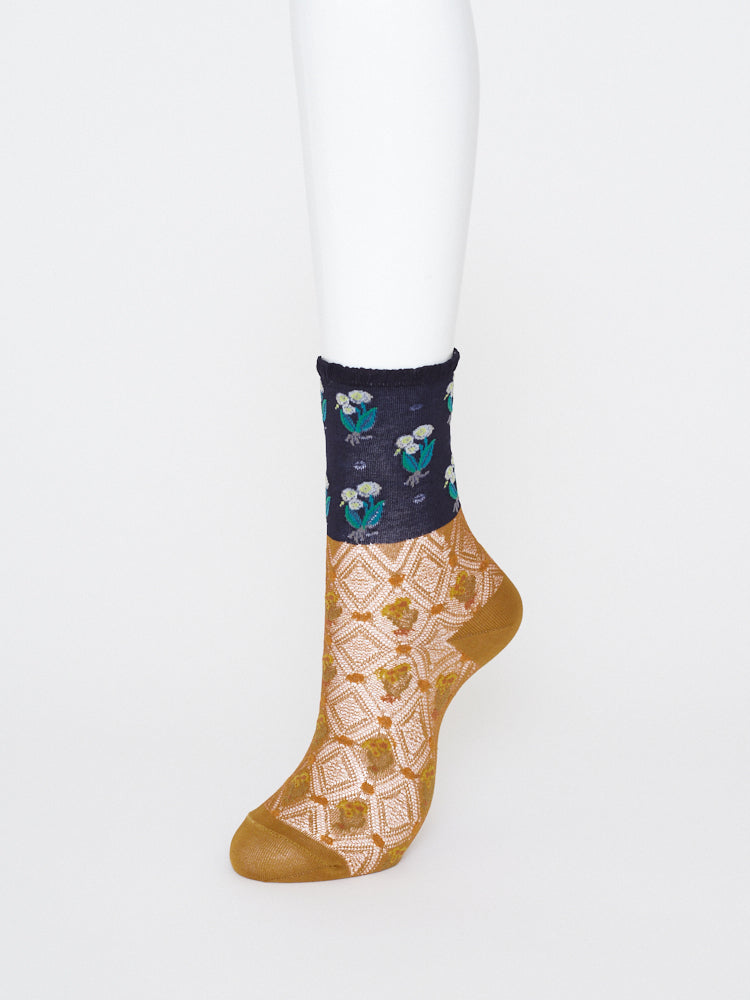 LILIES OF THE VALLEY Ⅱ SOCKS