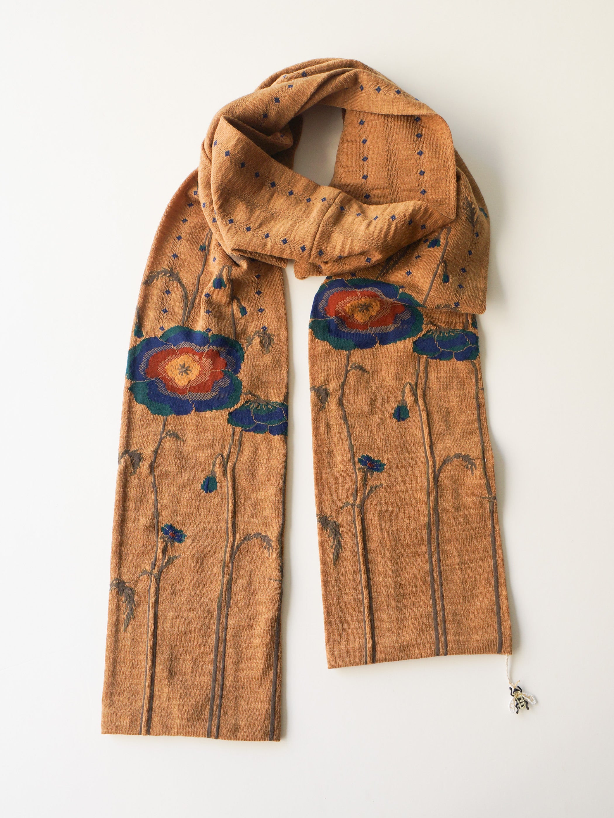 SOCK KNIT MUFFLER with BEE