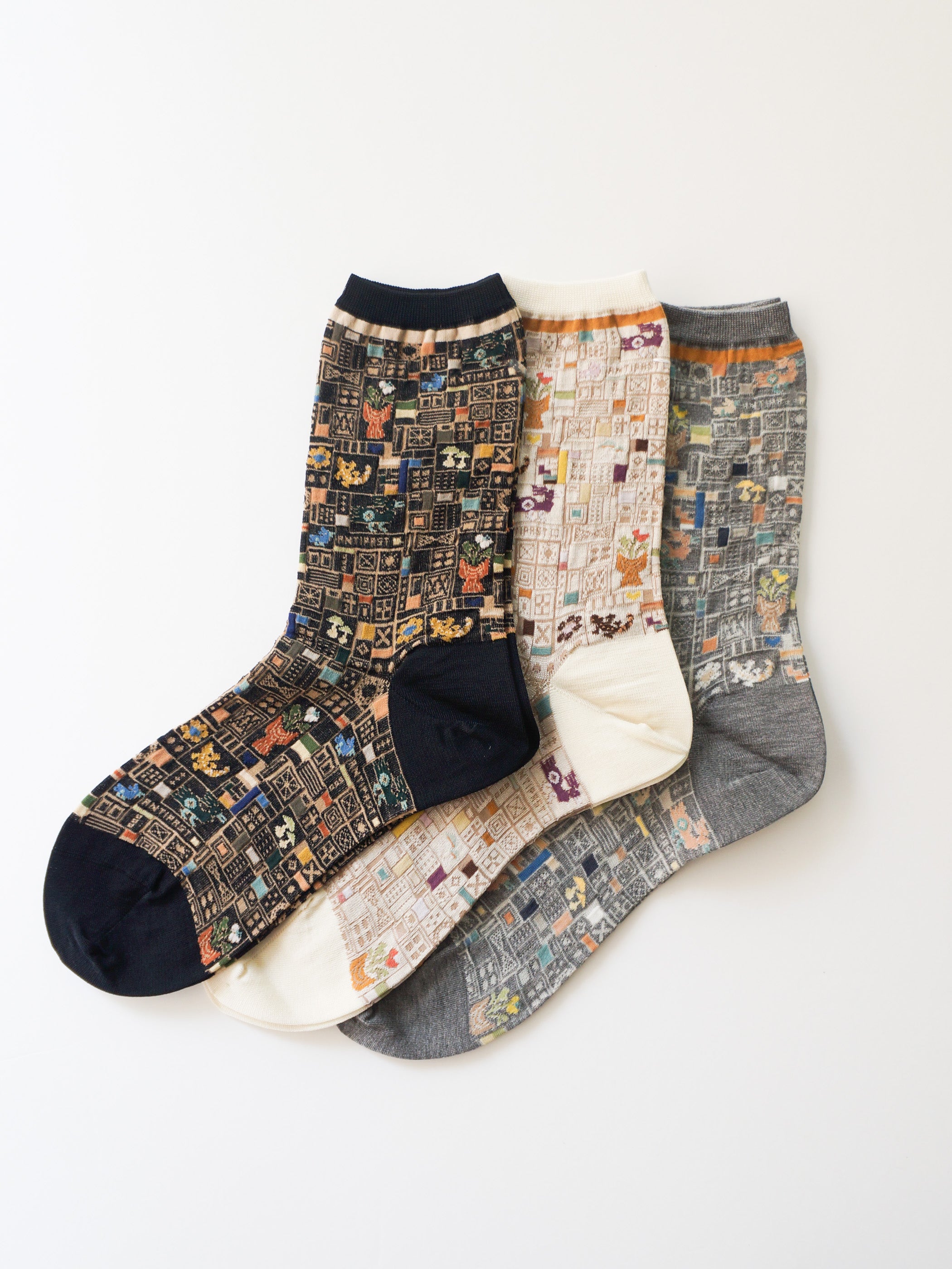 MOSAIC TILE SOCKS