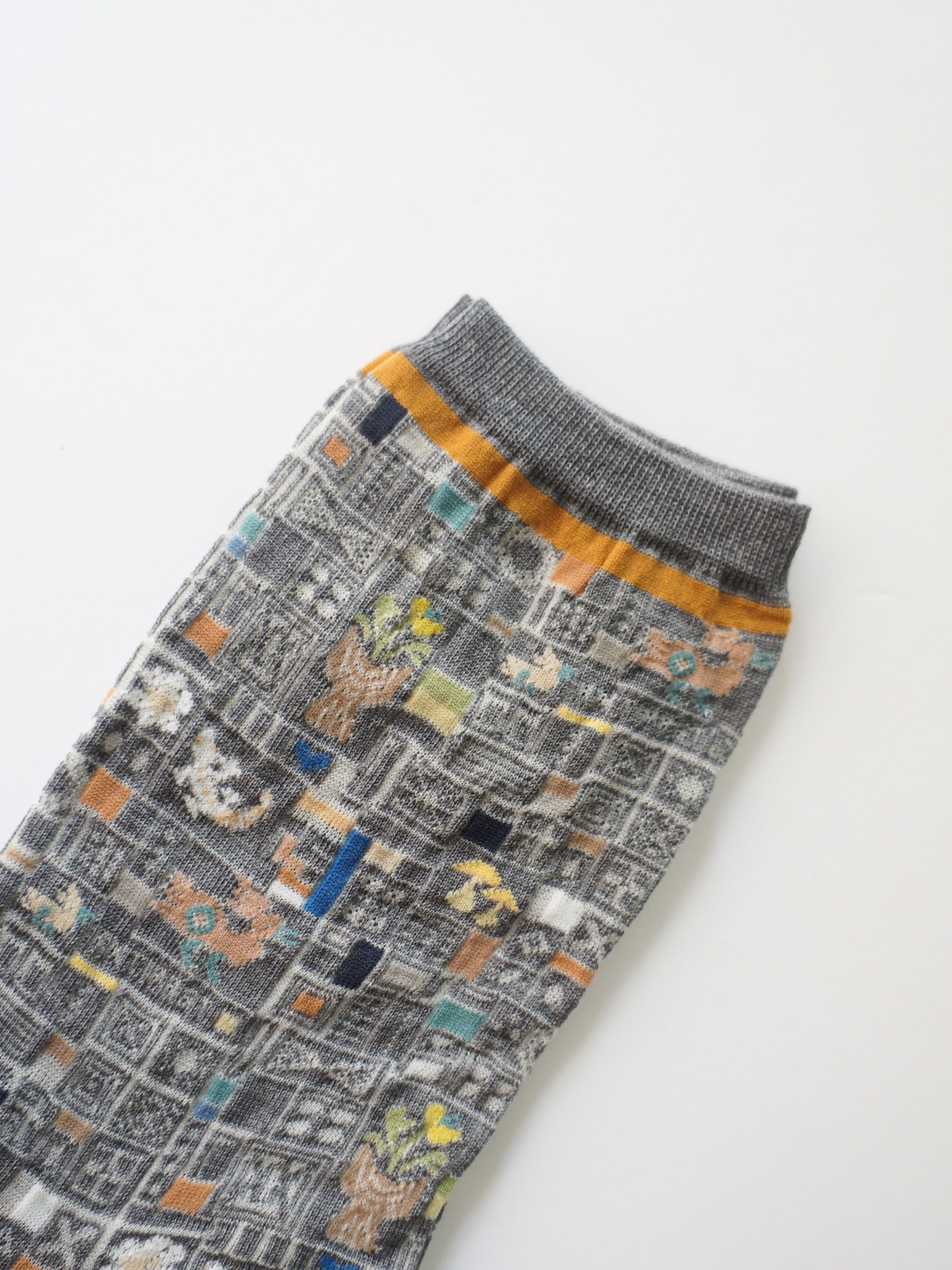 MOSAIC TILE SOCKS