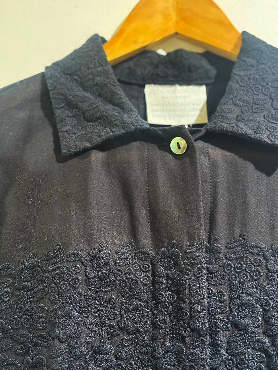 EMBROIDERY BLOUSE / BLACK*BLACK