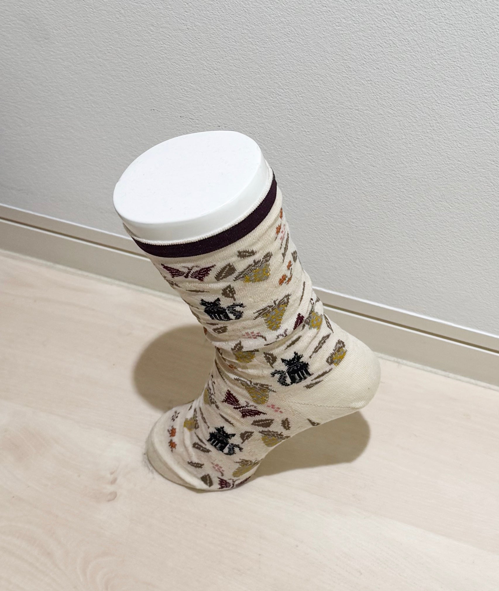 GARDEN CAT SOCKS