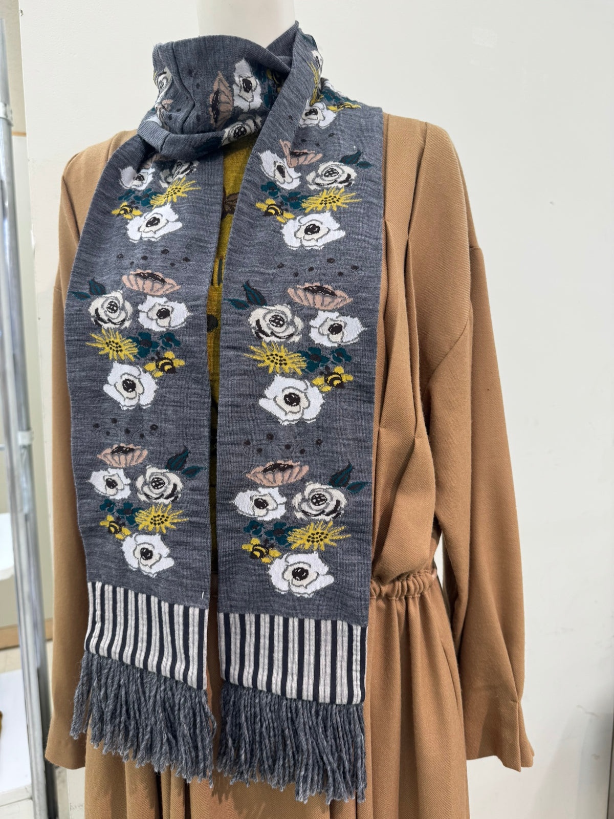SOCK KNIT MUFFLER W/FRINGE