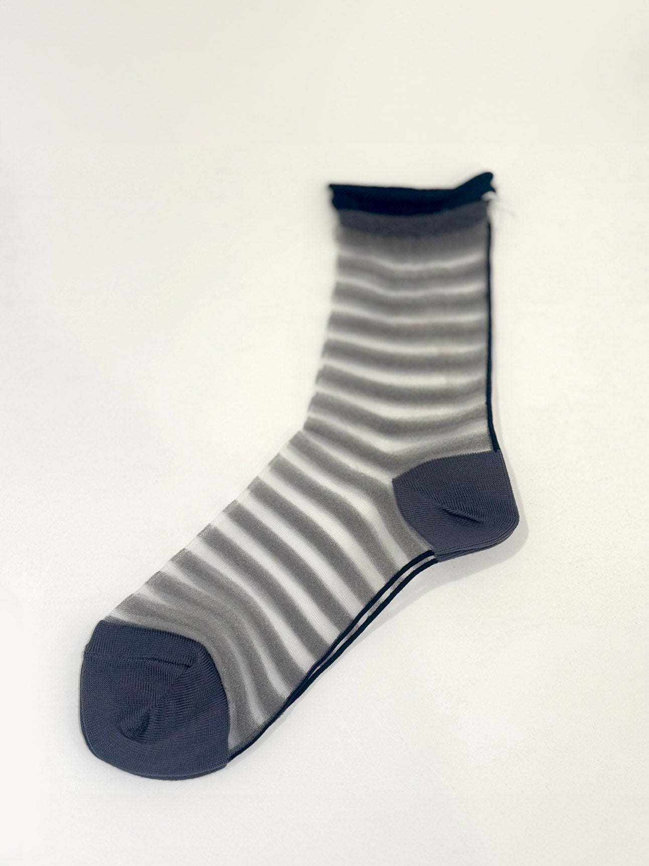 【NEW】AS-191A / CROSSED STRIPE SOCKS
