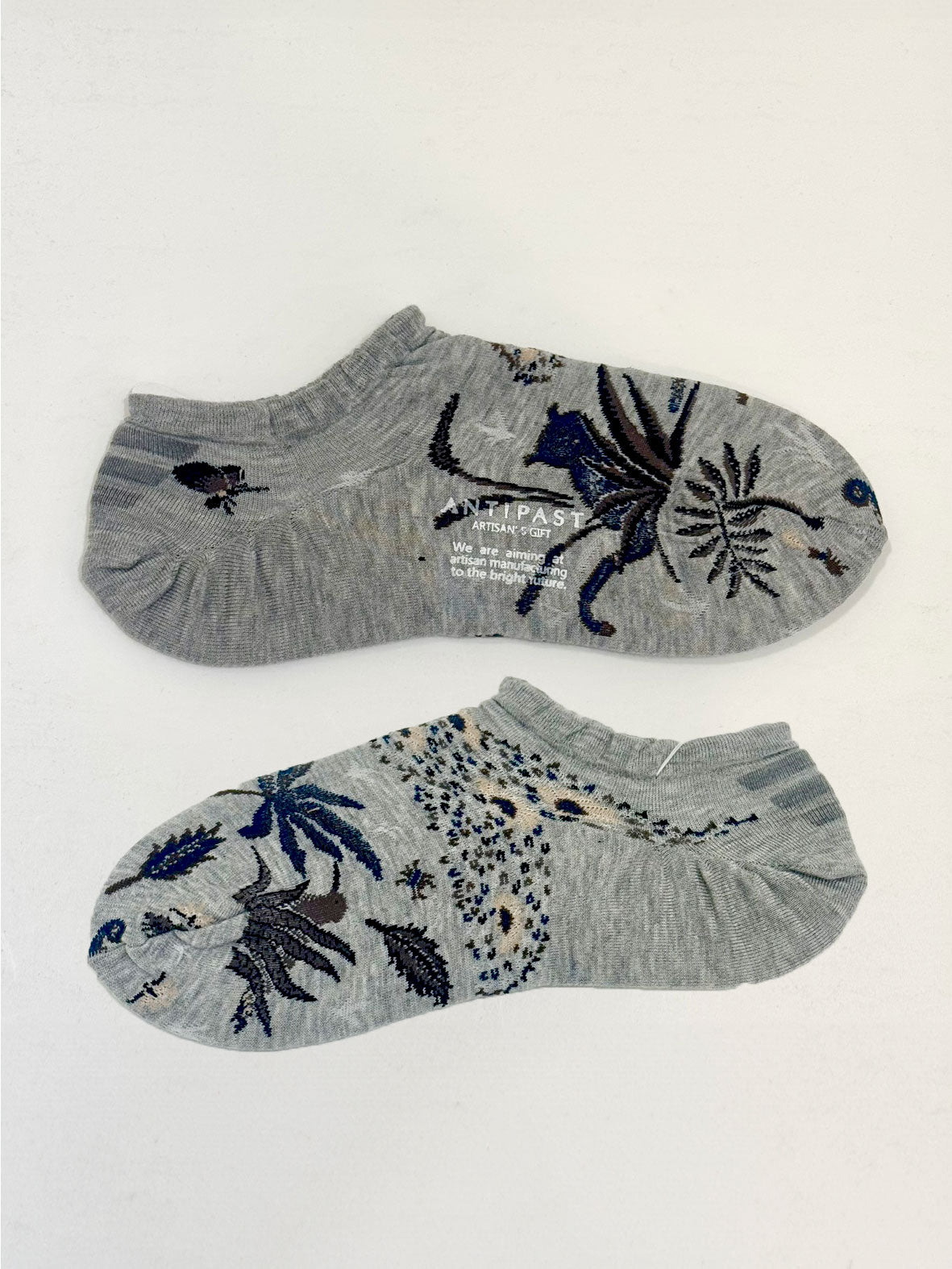 THE SAFARI SHORT SOCKS
