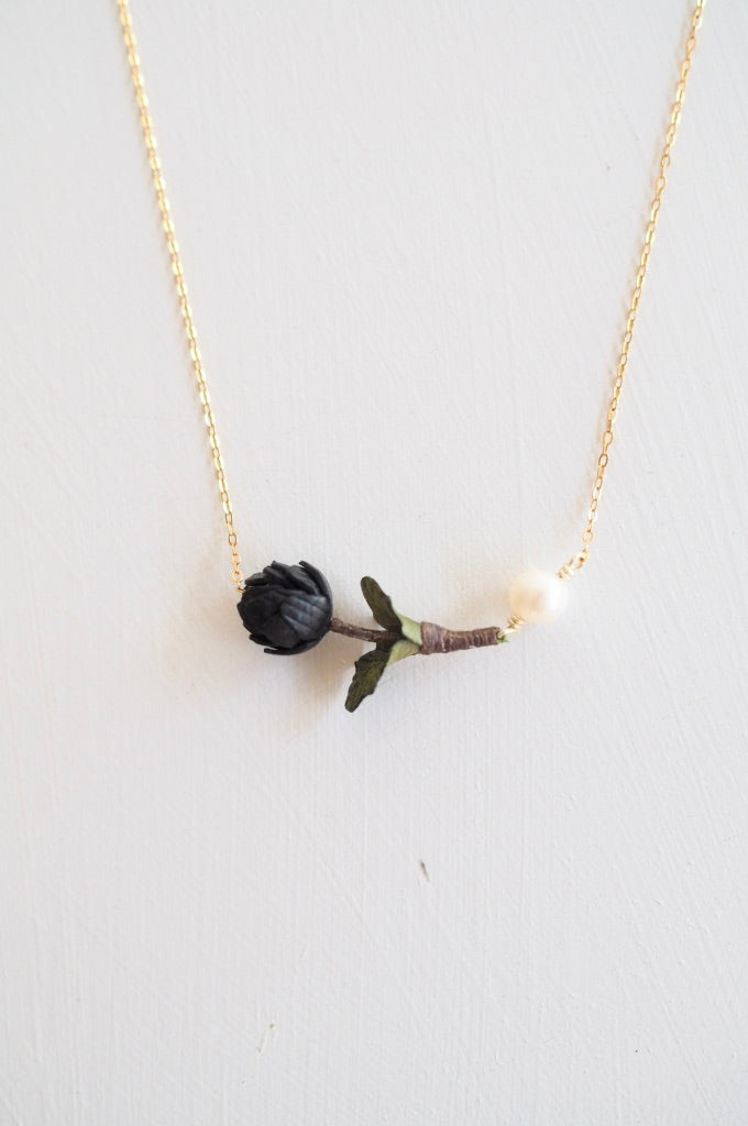 革の花蕾 Bouton Pearl necklace