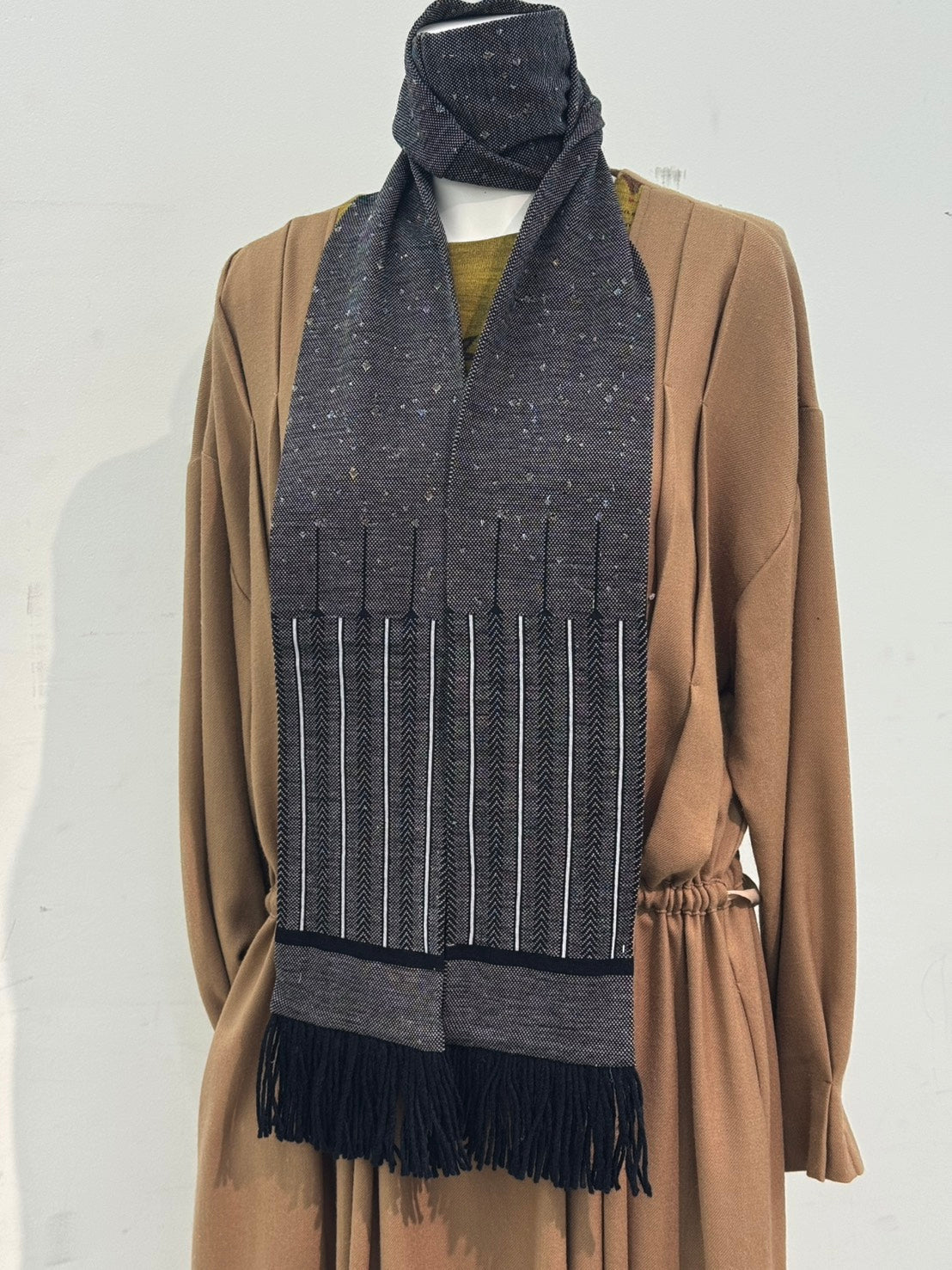 SOCK KNIT MUFFLER W/FRINGE