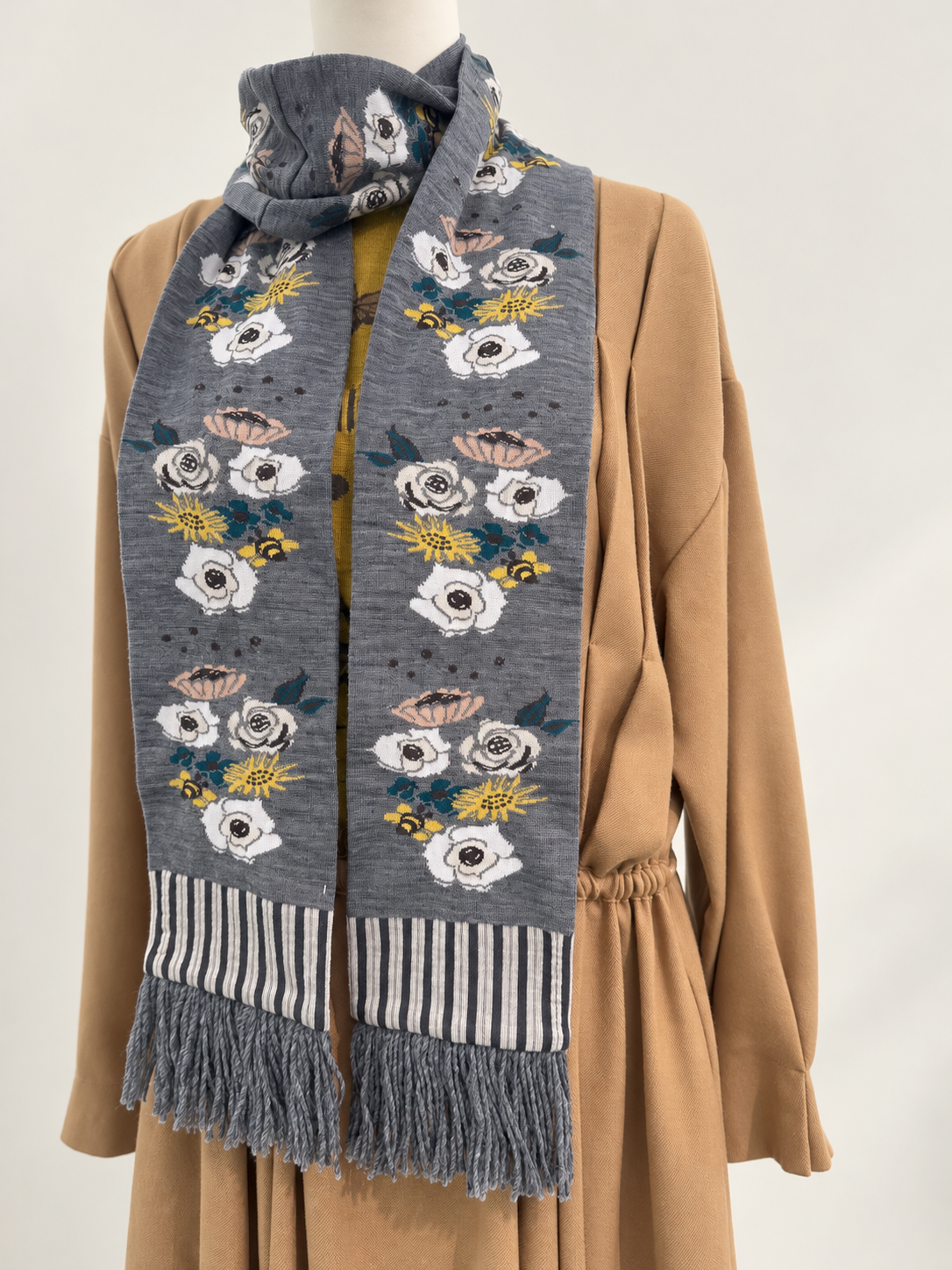 SOCK KNIT MUFFLER W/FRINGE