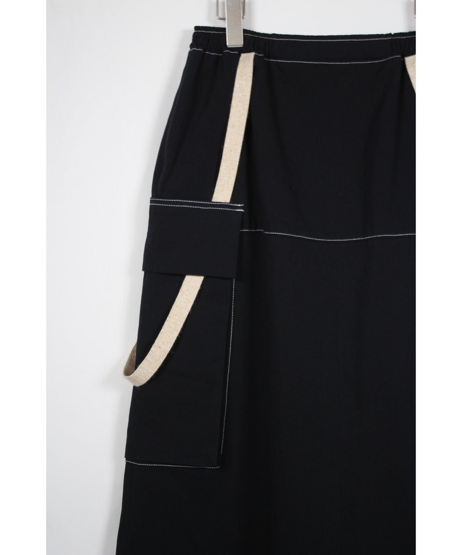 navy skirt