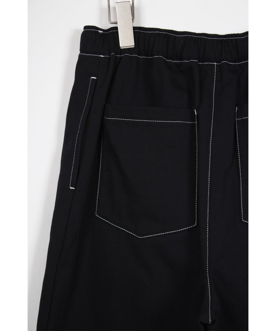 navy pants