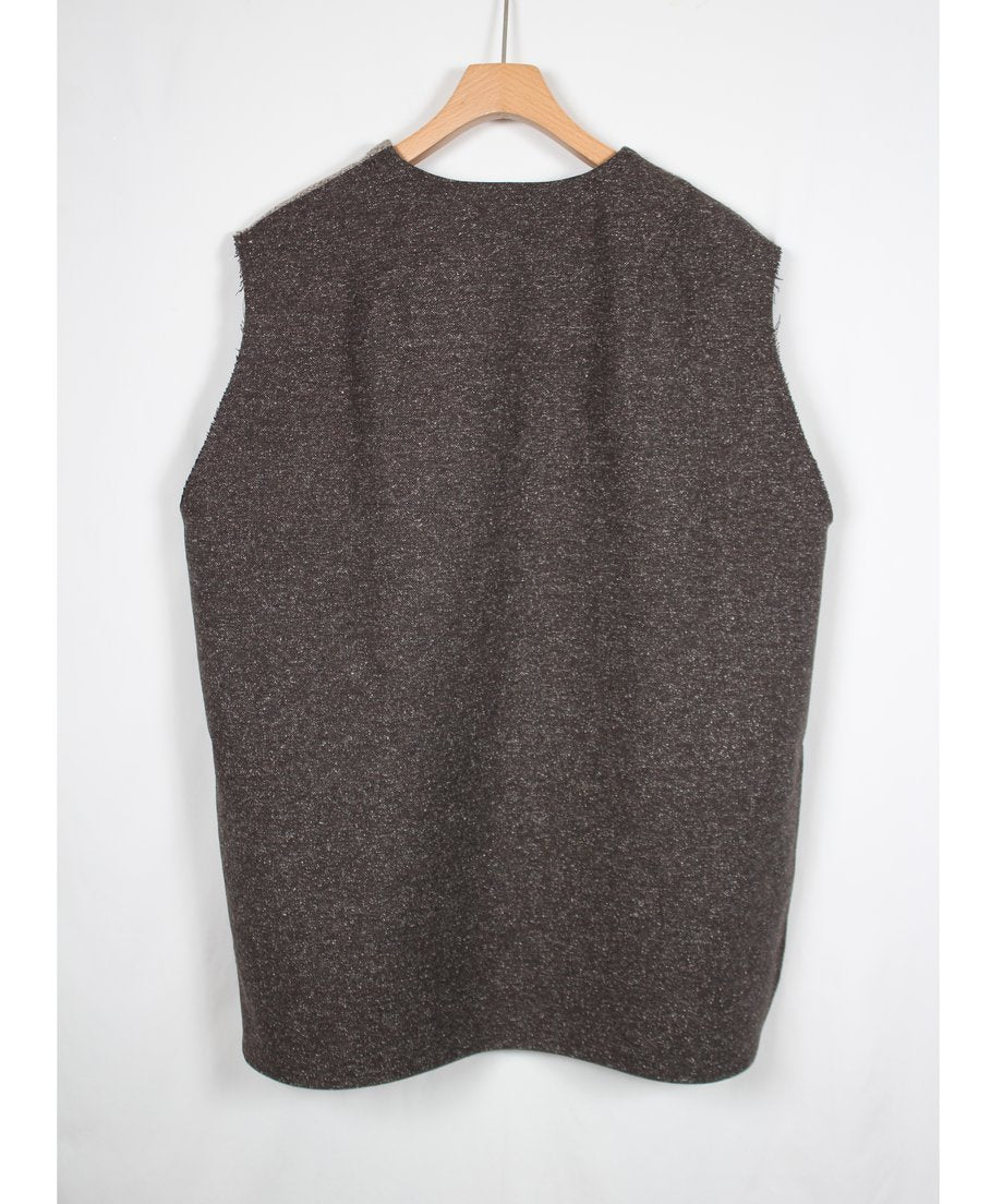undyed vest
