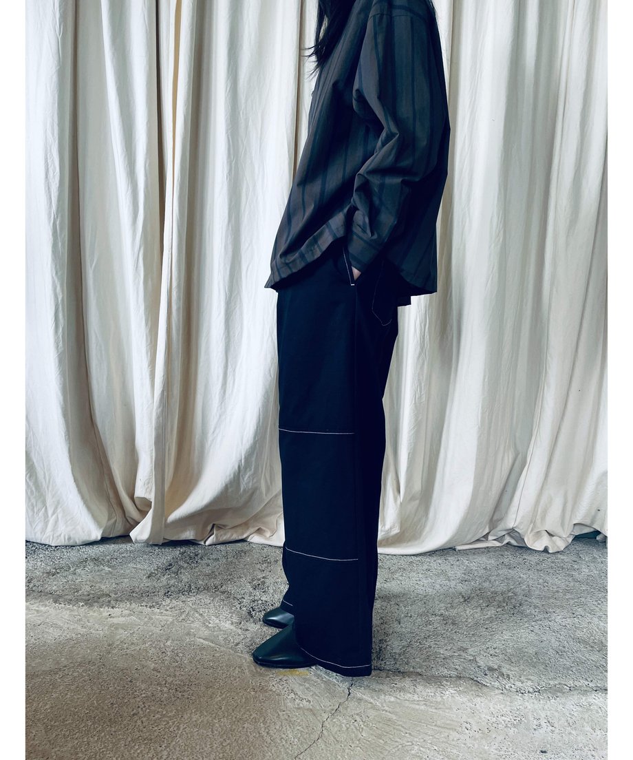 navy pants