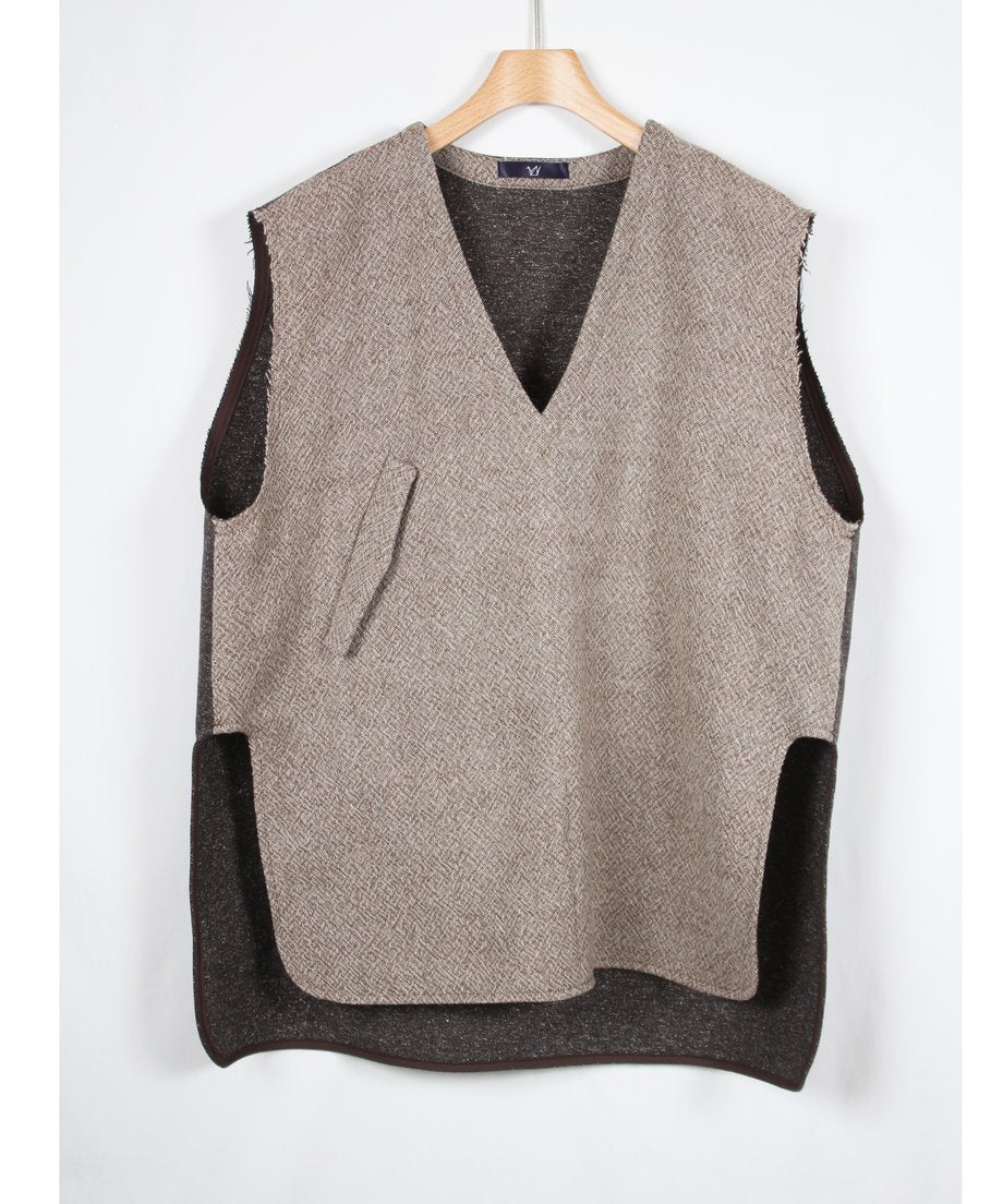 undyed vest