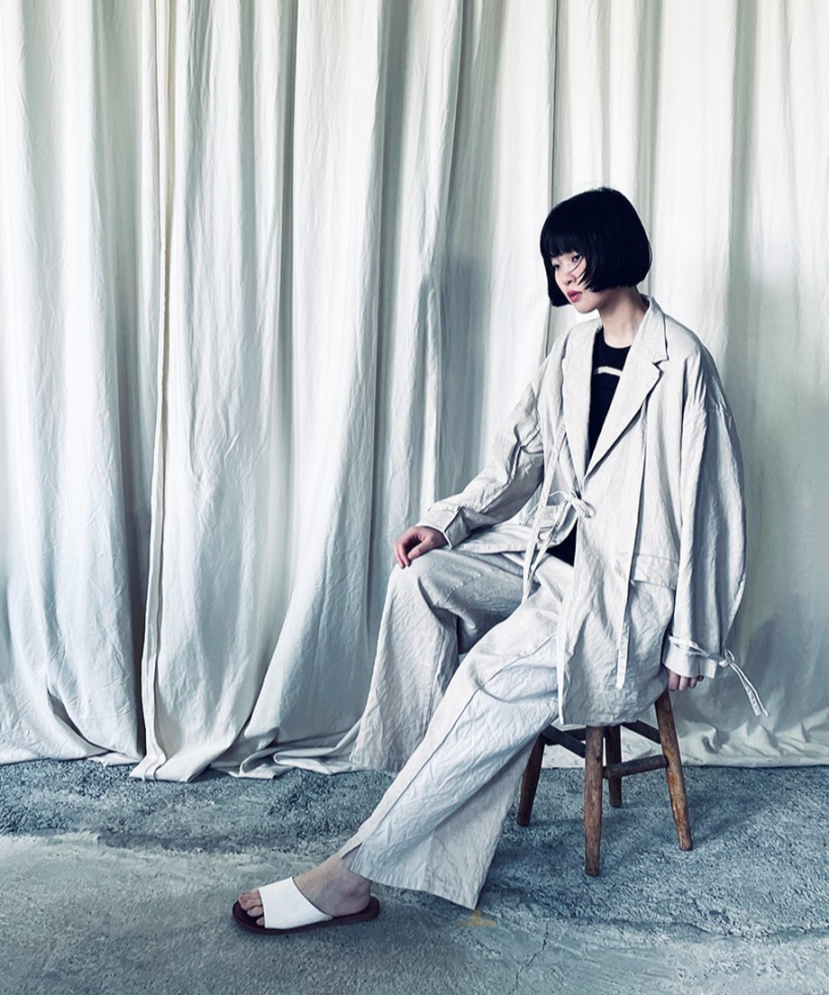 pt-56B / beige wide pants