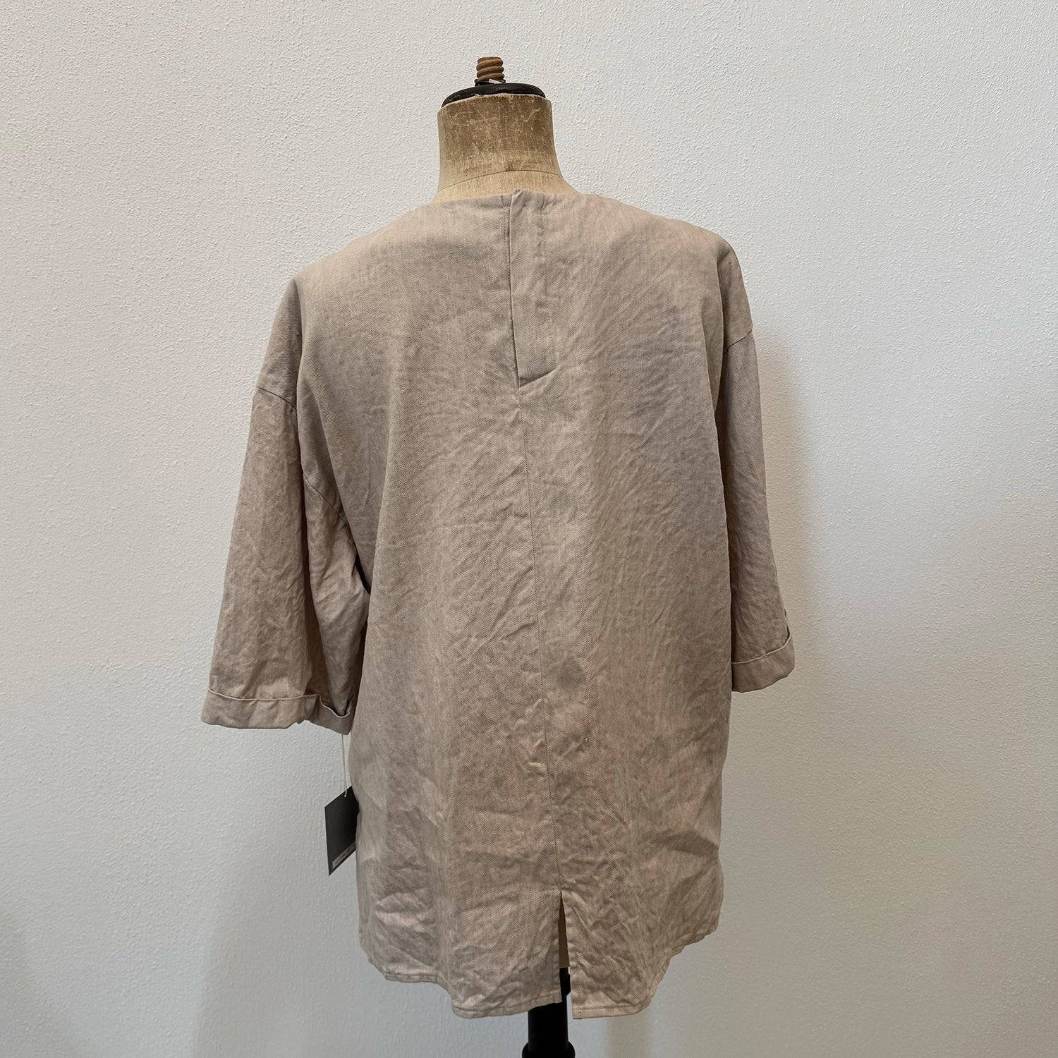 st-113B / beige half pull