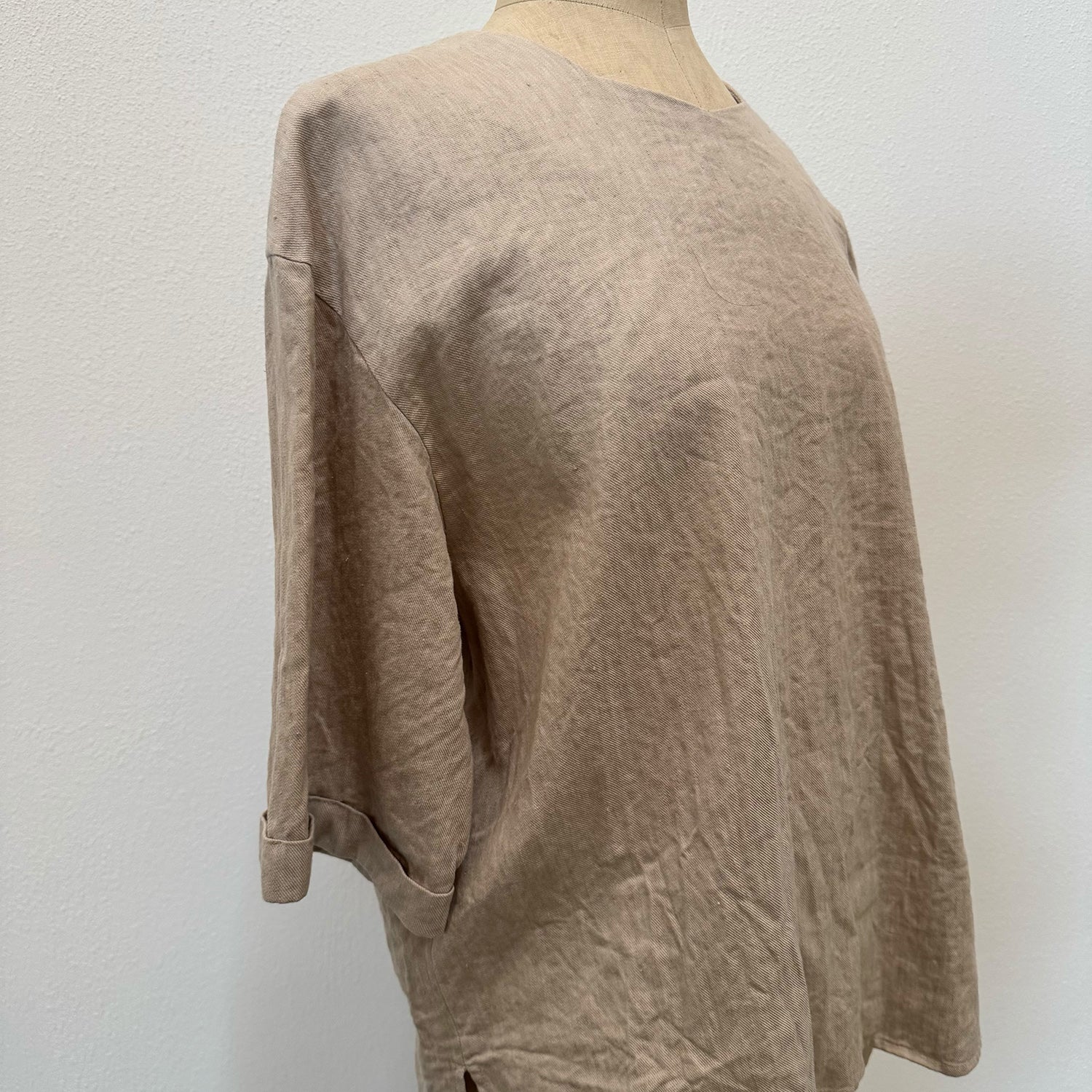 st-113B / beige half pull