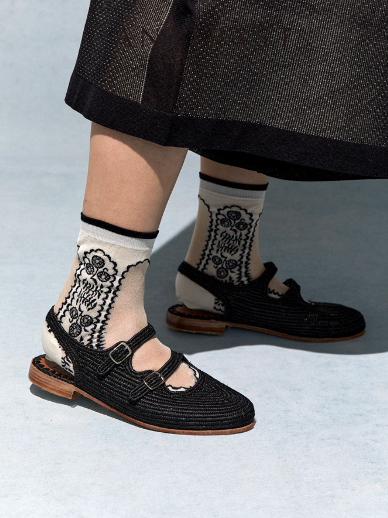 【NEW】AM-817 / SEE-THROUGH FLOWER SOCKS