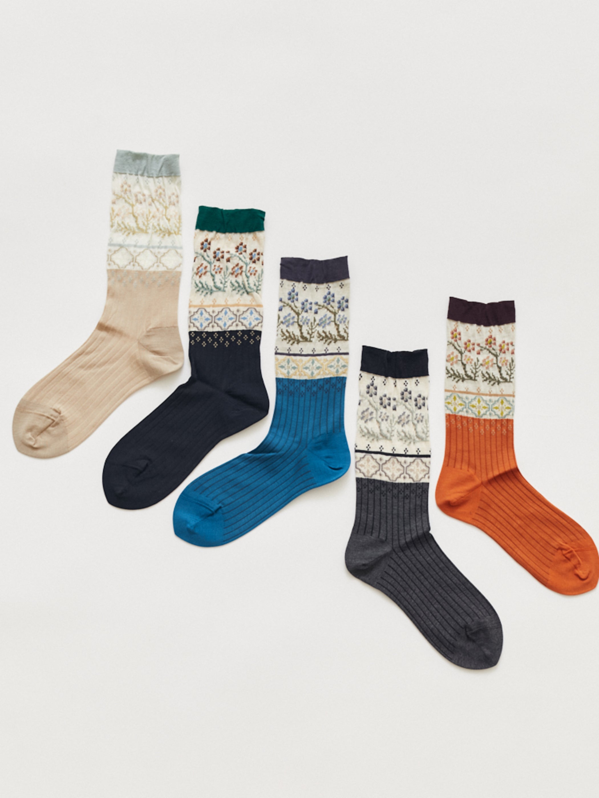 FLORAL MOSAIC SOCKS