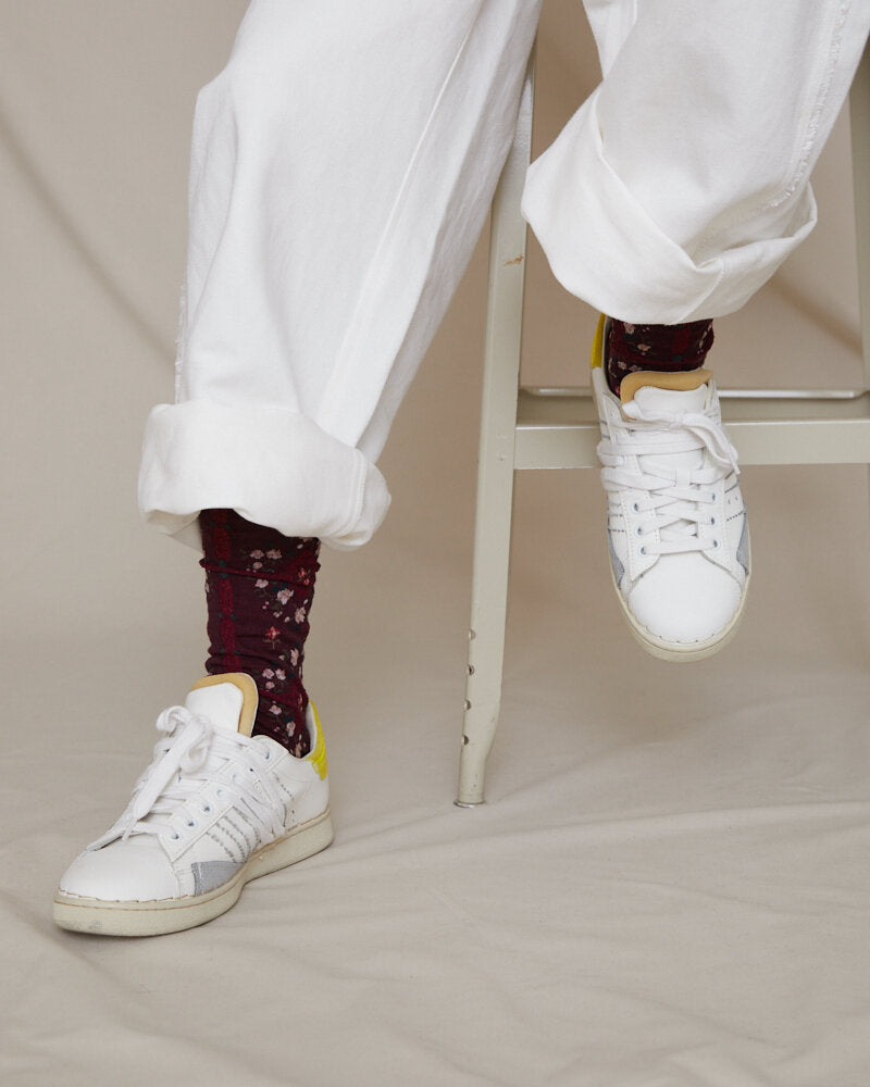 ROSE WALL SOCKS