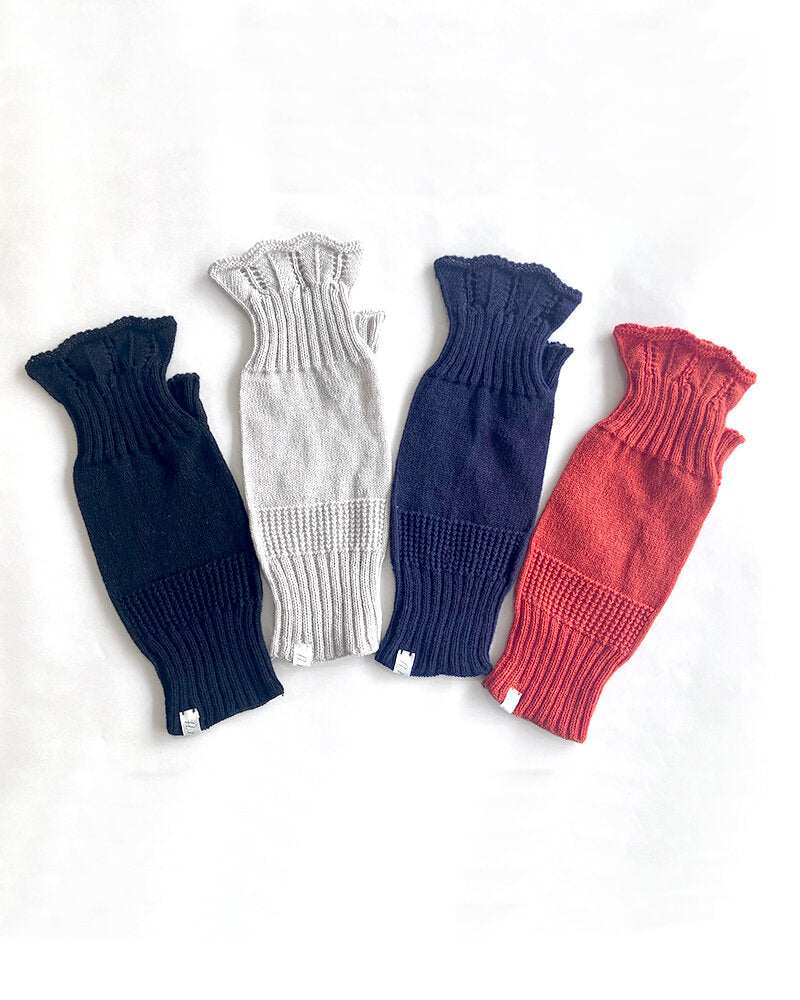 KNIT GLOVES