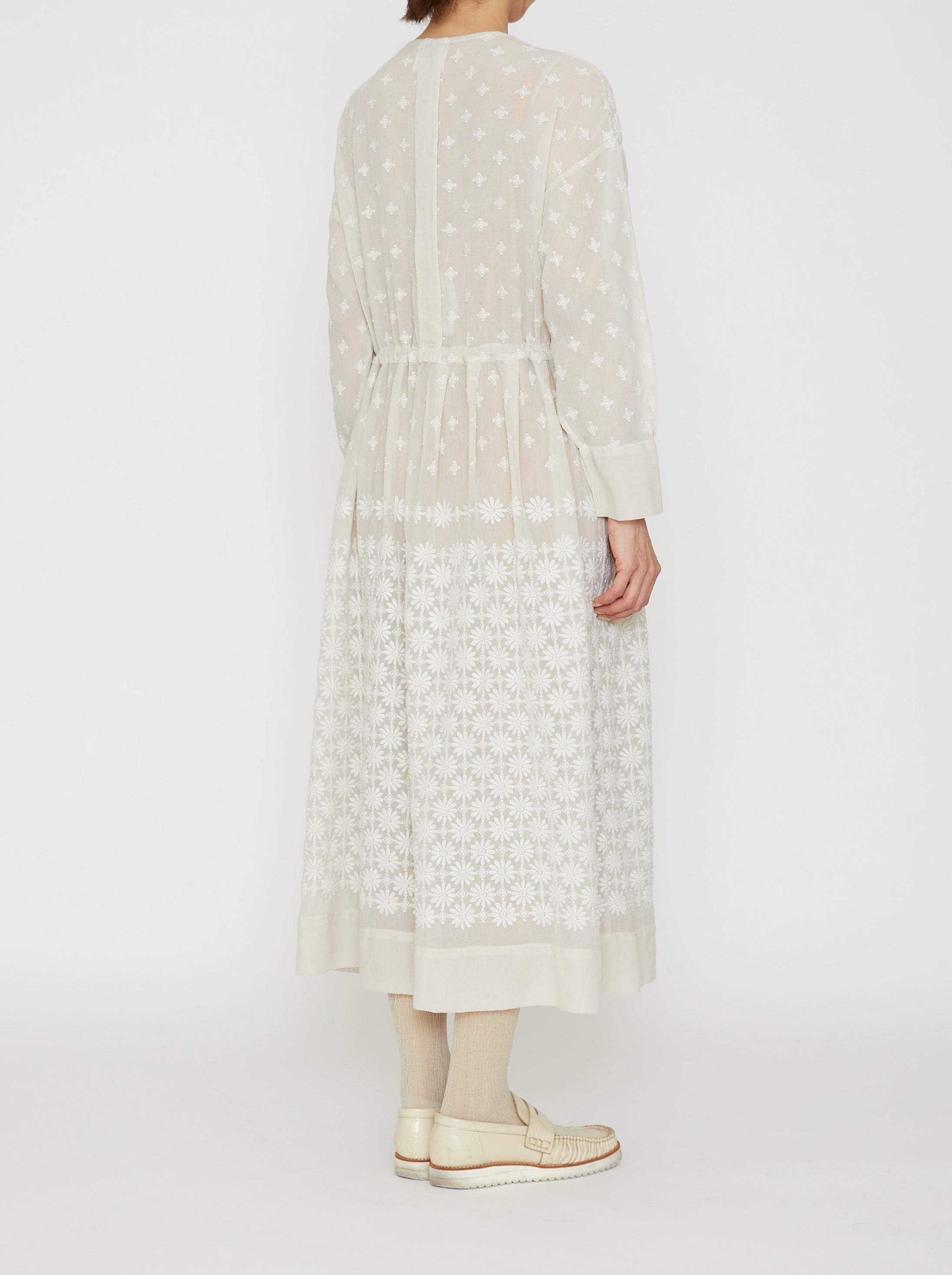 GARMMENT-DYED EMBROIDERY DRESS IVORY