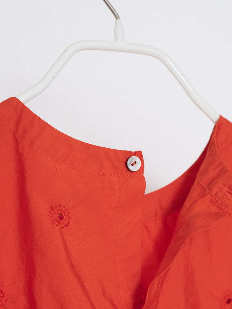 Garment-dyed Sleeveless Tops