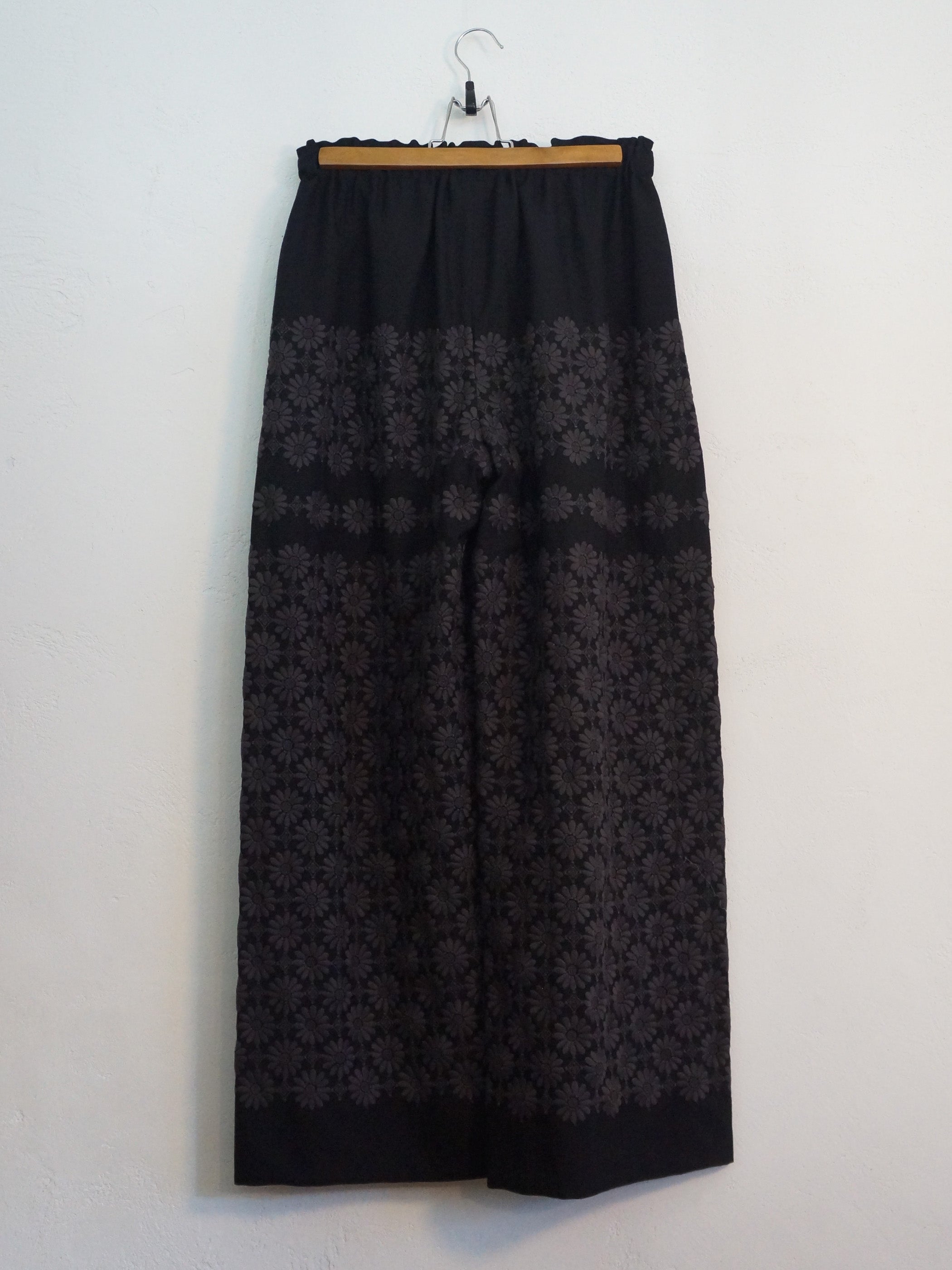 MARGARET EMBROIDERY PANTS BLACK