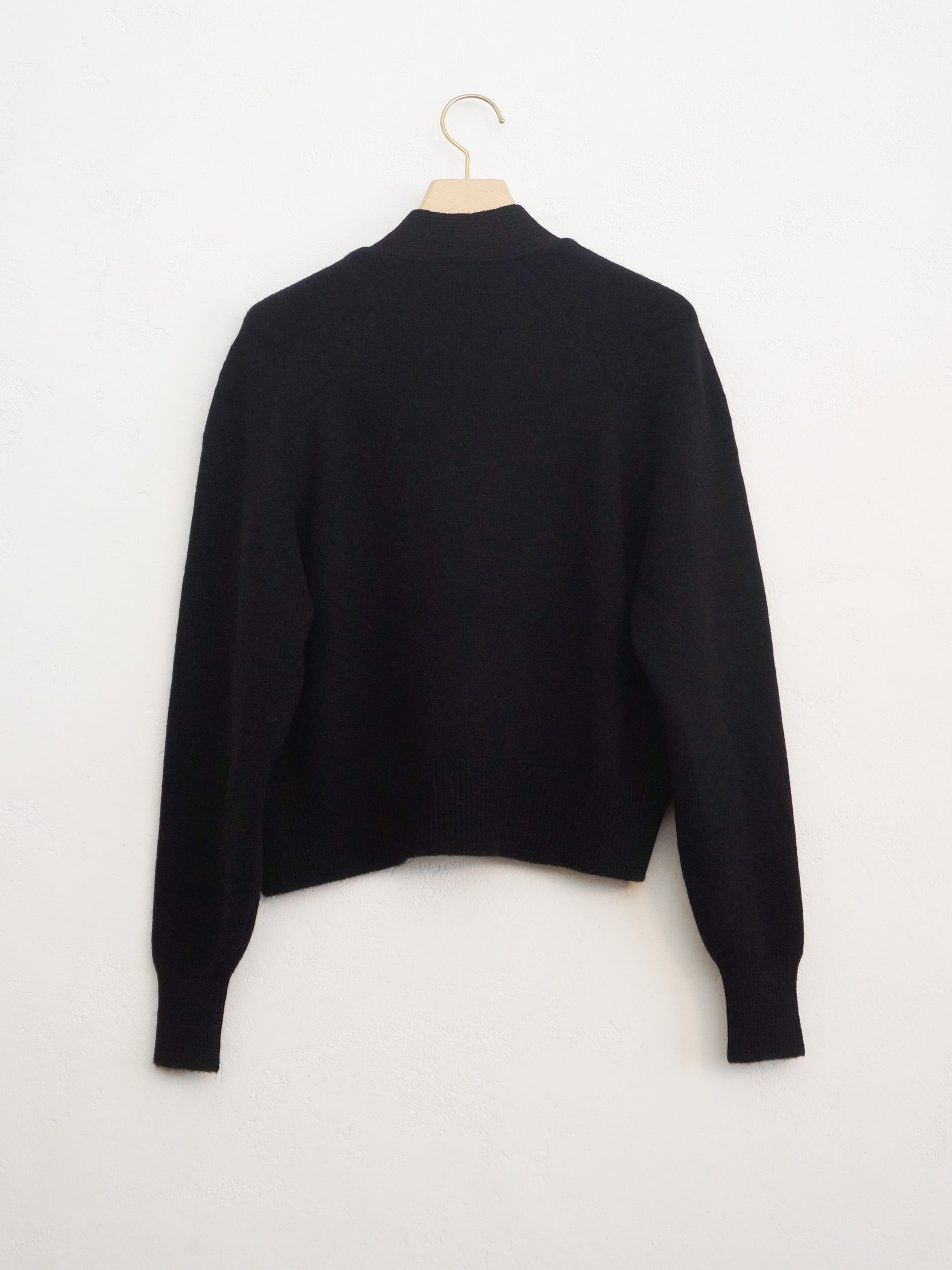 SOCK KNIT V-CARDIGAN BLACK*BLACK