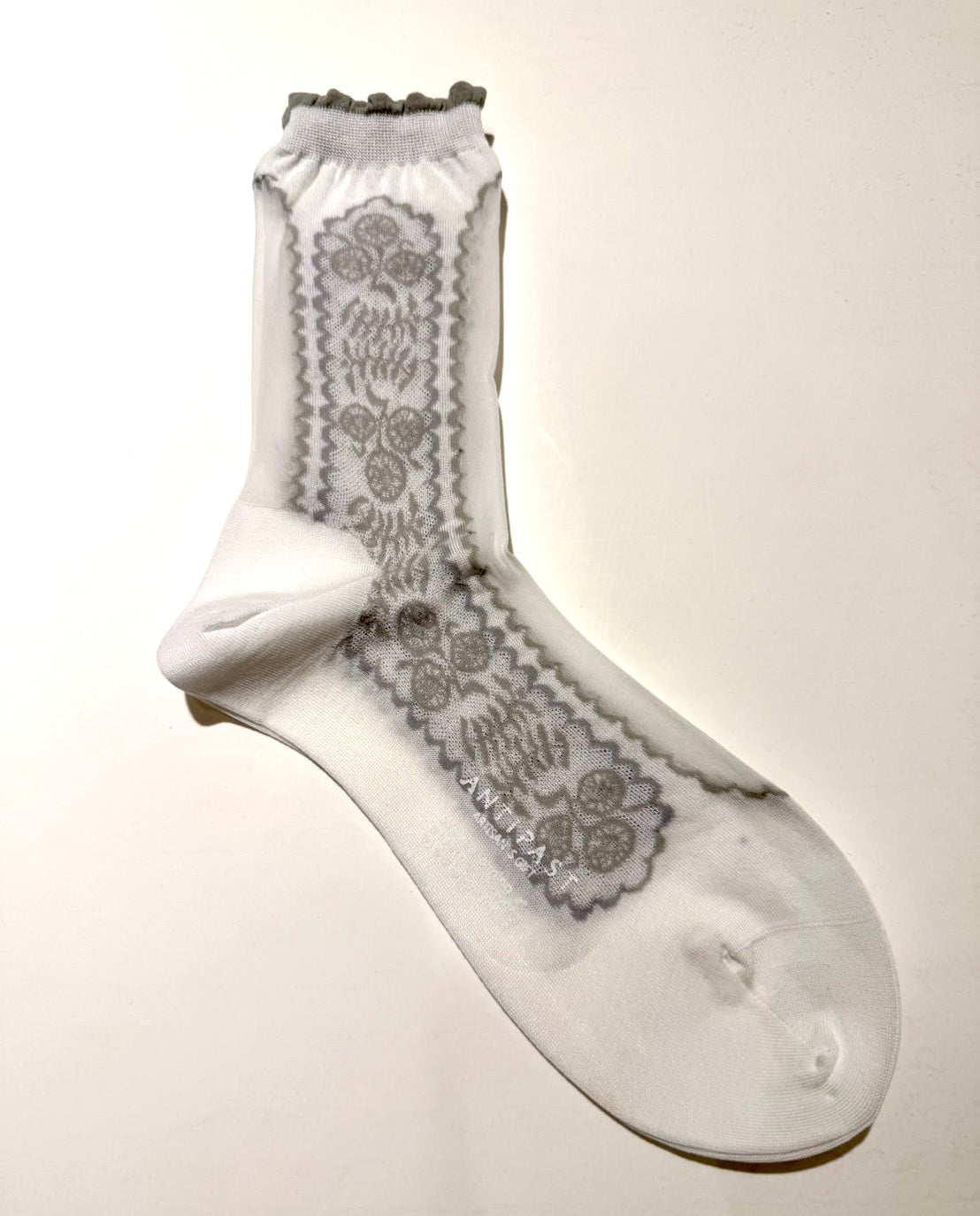 【NEW】AM-817 / SEE-THROUGH FLOWER SOCKS