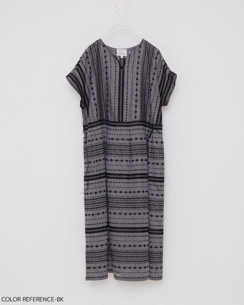 【NEW】EOP250 / EMBROIDERY DRESS