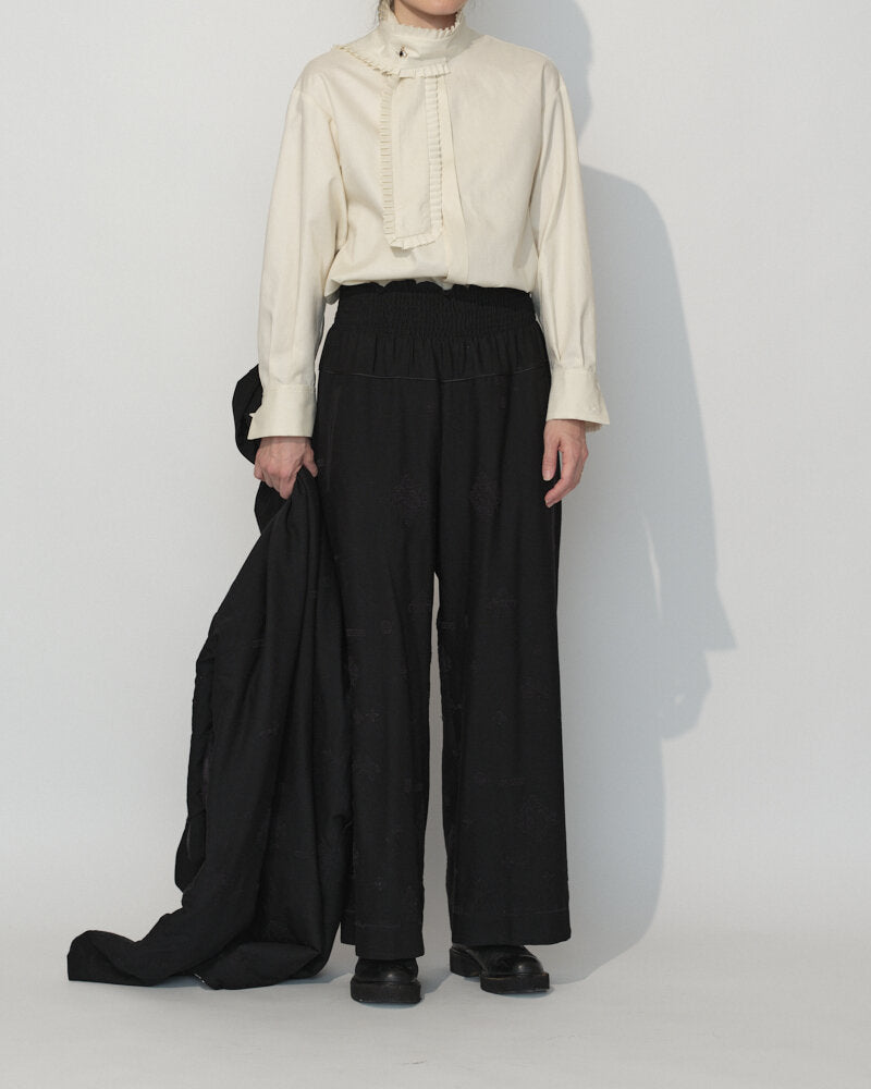 EMBROIDERED PANTS