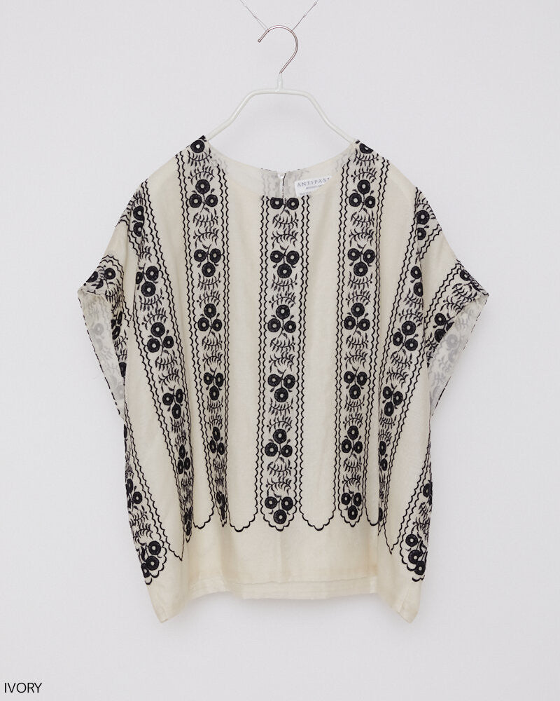 【NEW】ET256 / COTTON LAWN TOPS WITH EMBROIDERY / IVORY