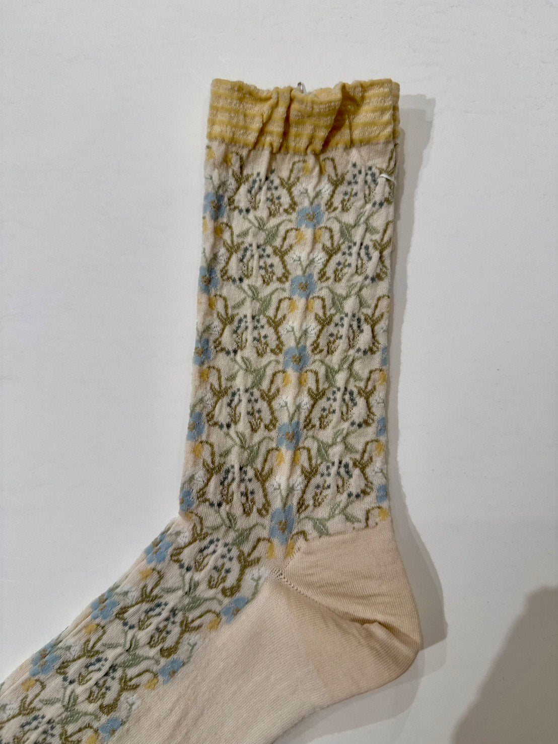 WALL FLOWER SOCKS