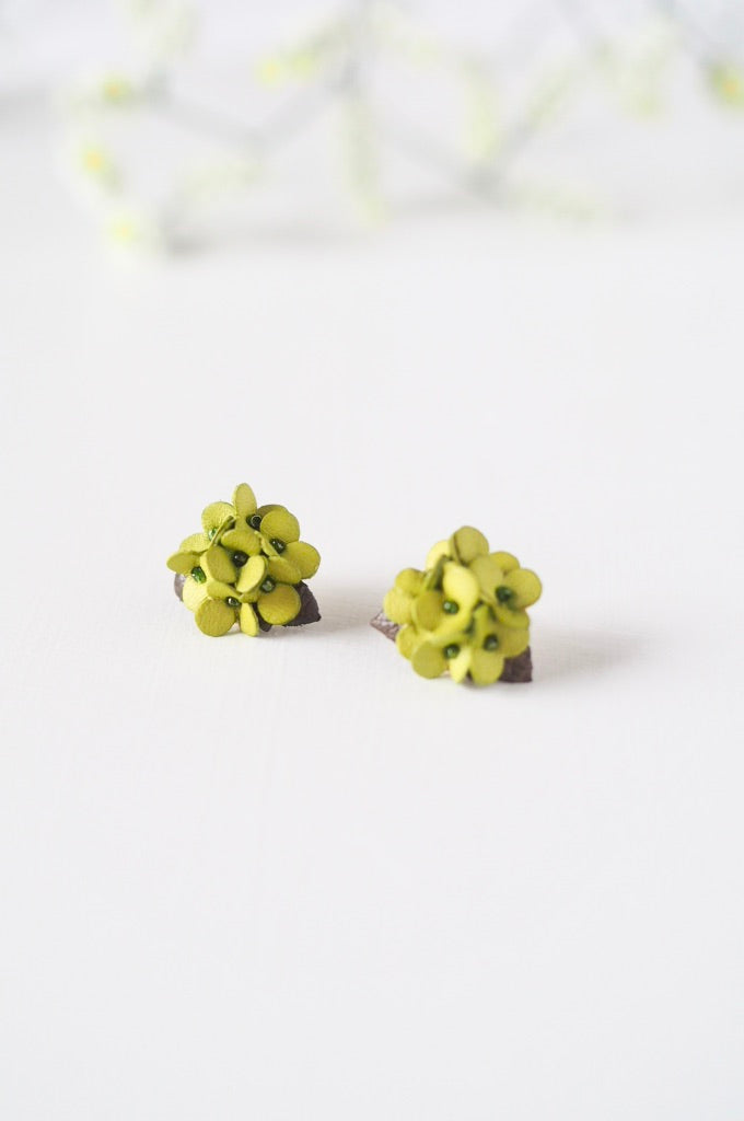 革花 bouquet ピアス/イヤリング