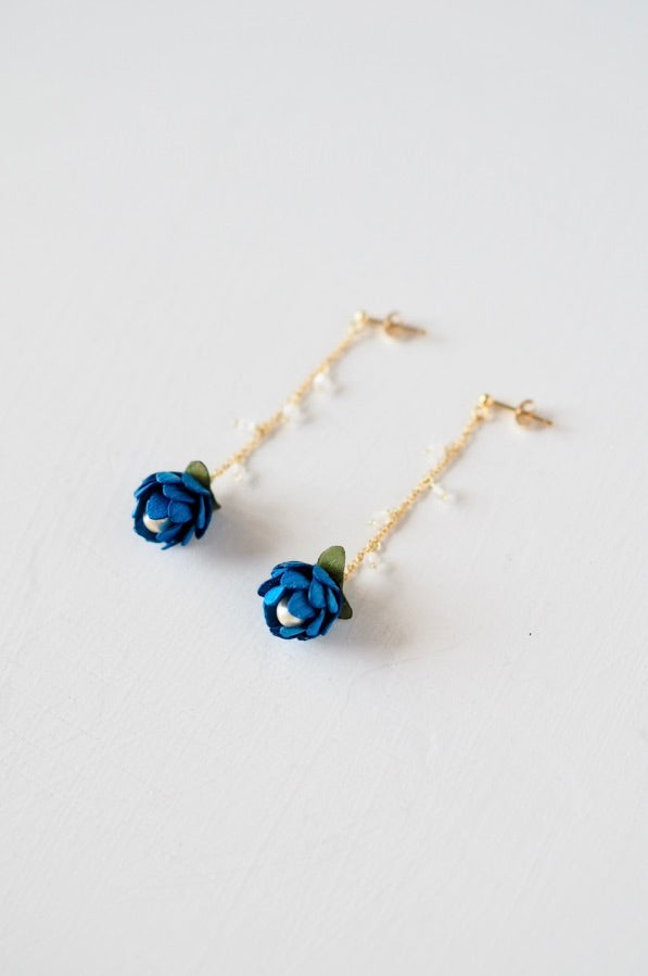 革の花蕾 Bouton chain×stone ピアス/イヤリング