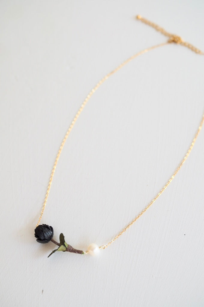 革の花蕾 Bouton Pearl necklace