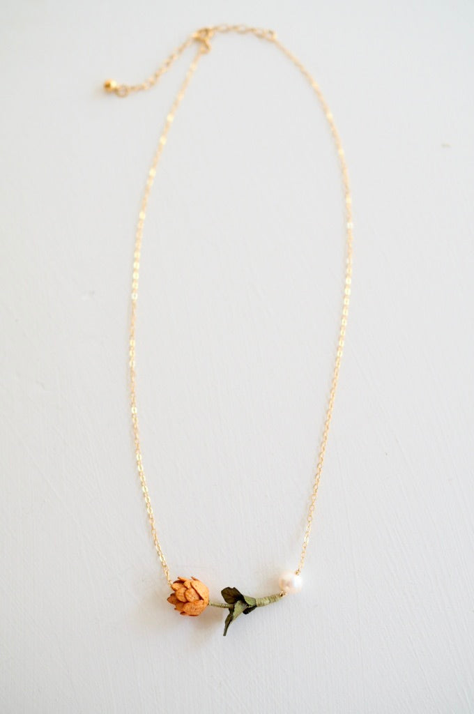 革の花蕾 Bouton Pearl necklace