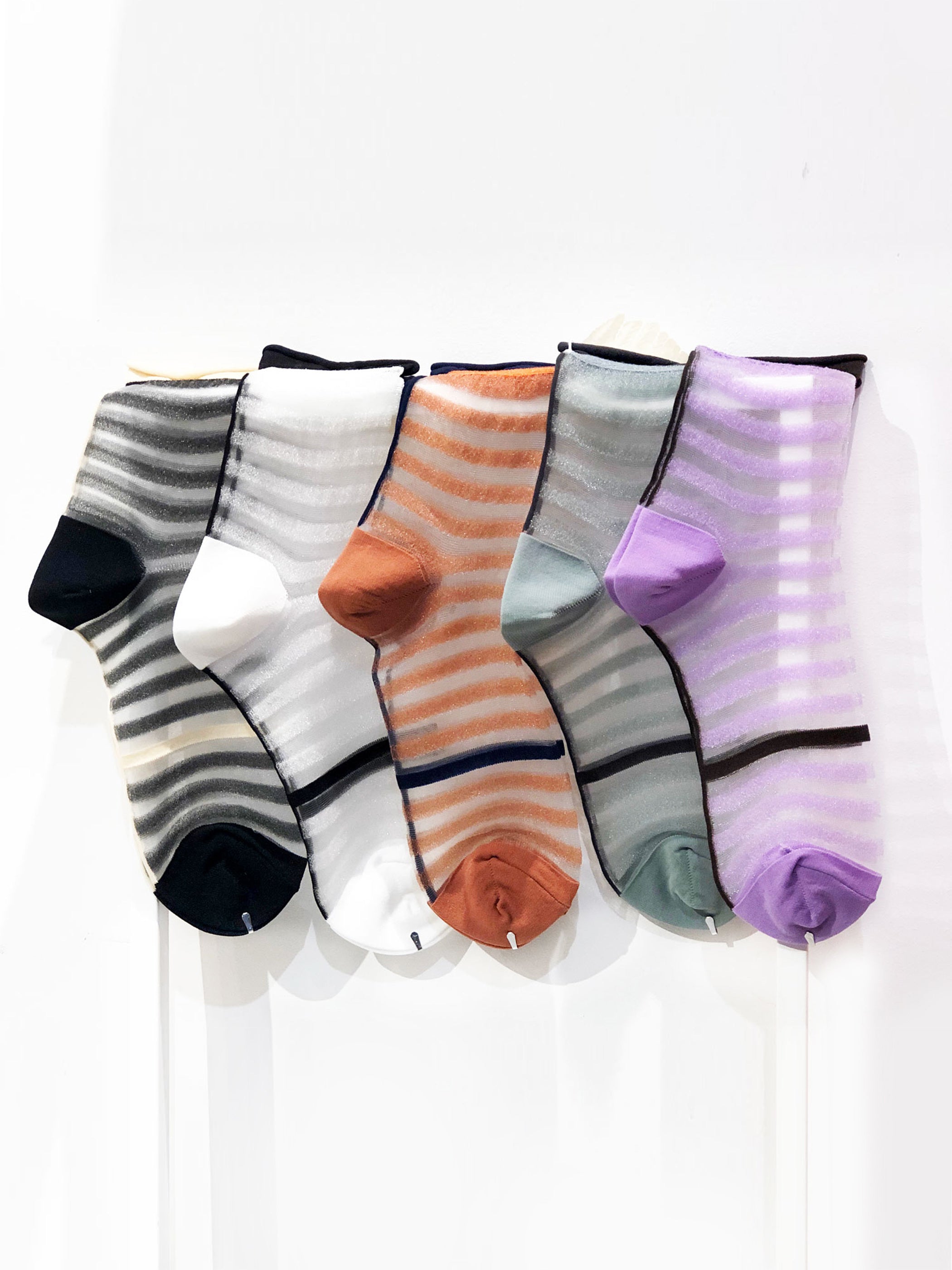 CROSSED STRIPES SOCKS