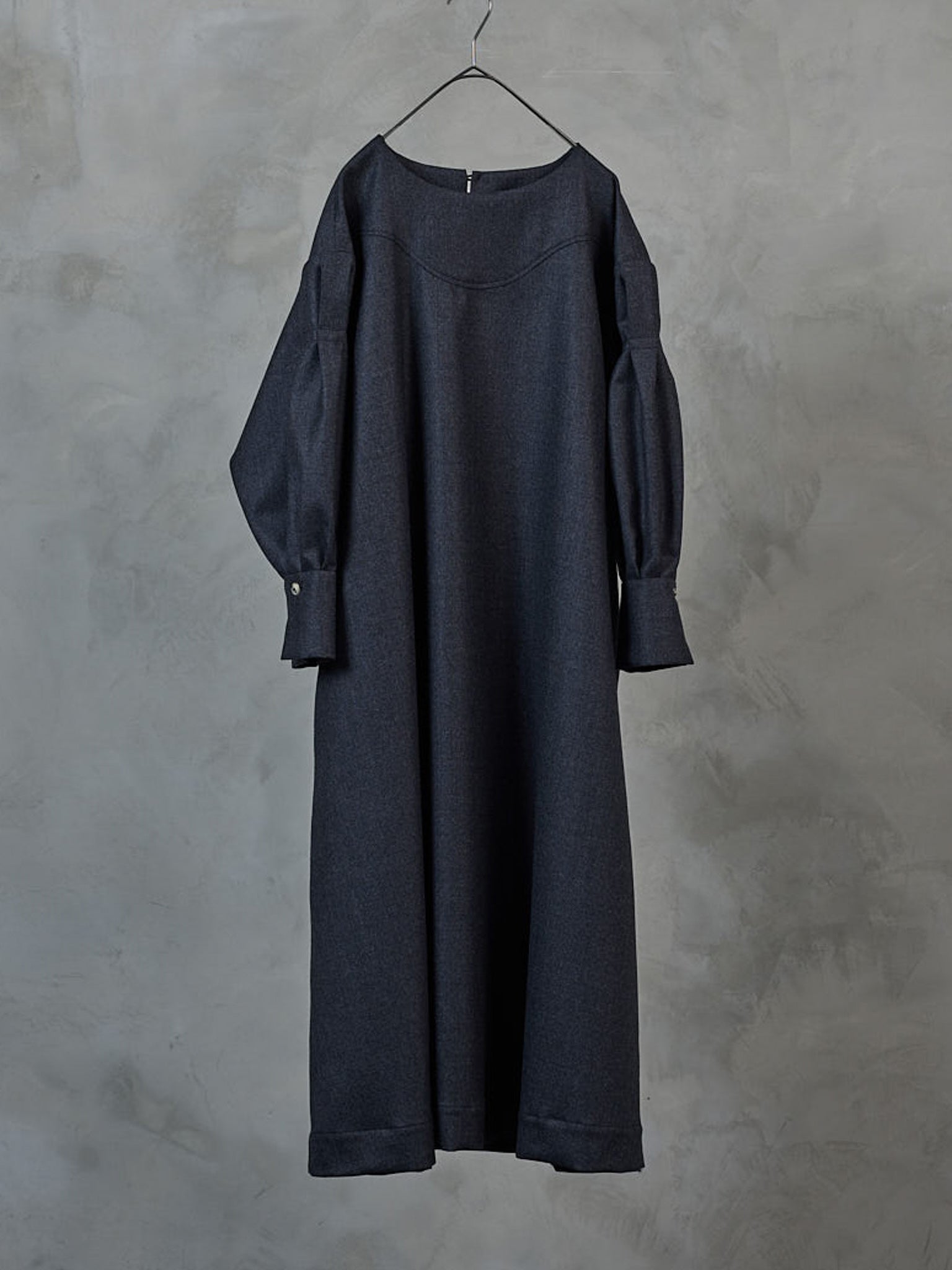 手の中の夜 Yoke dress