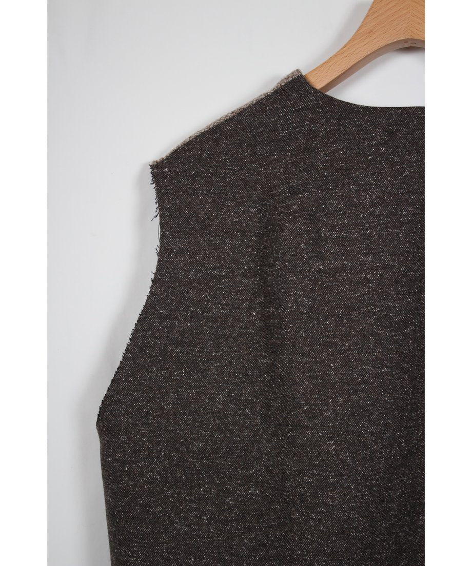 undyed vest