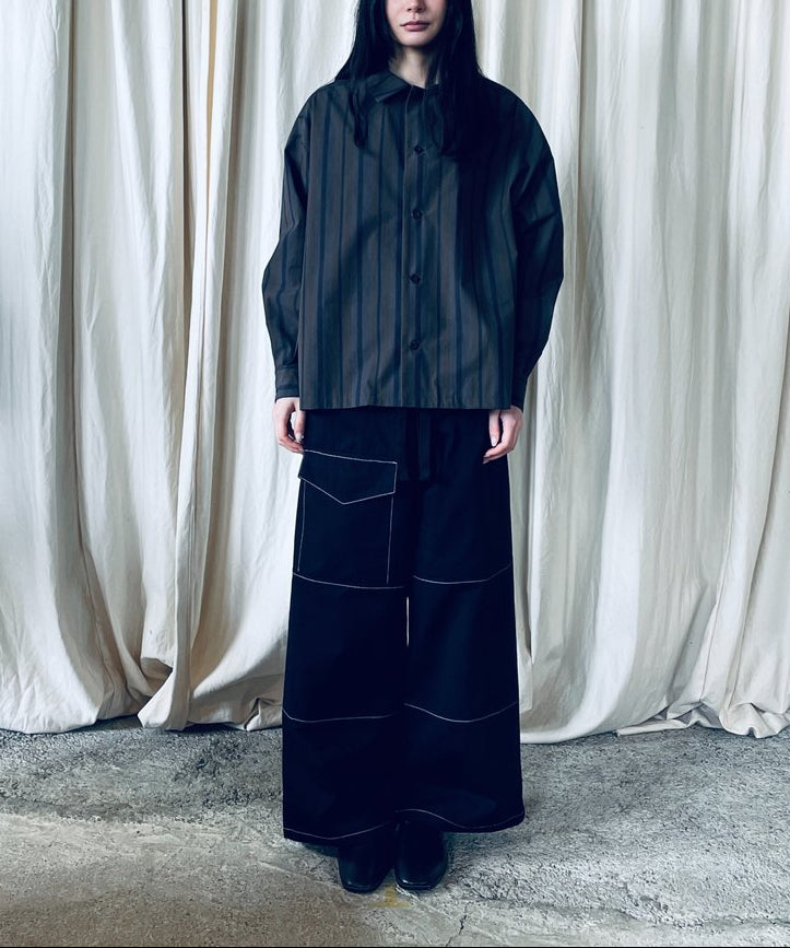 navy pants
