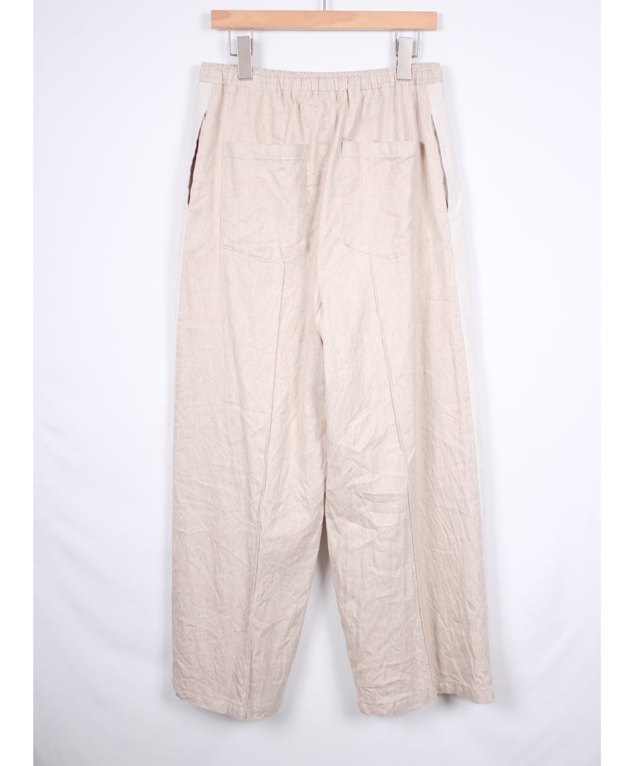 pt-56B / beige wide pants