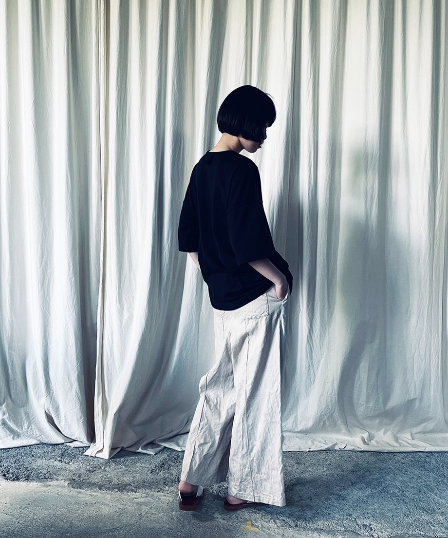 pt-56B / beige wide pants