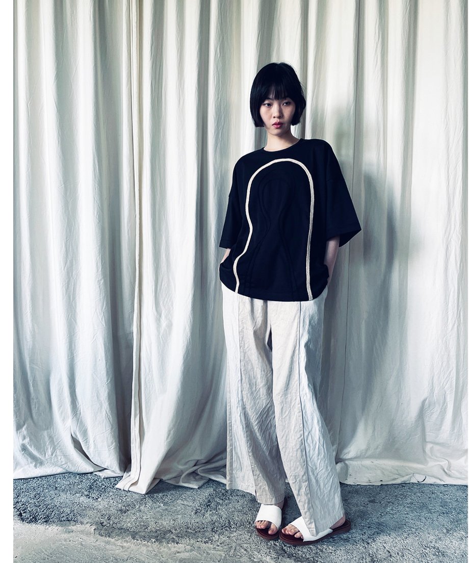 pt-56B / beige wide pants