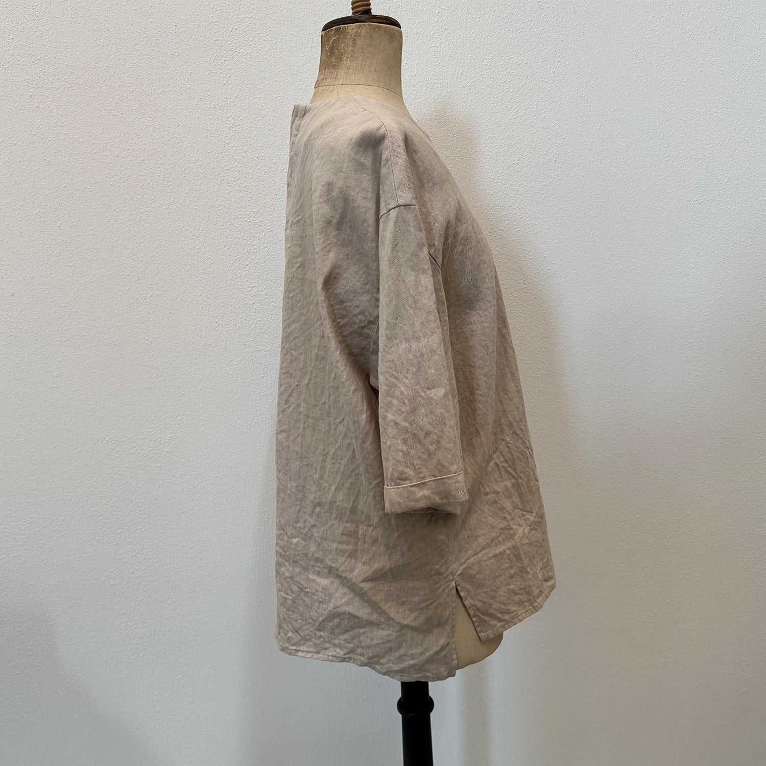 st-113B / beige half pull